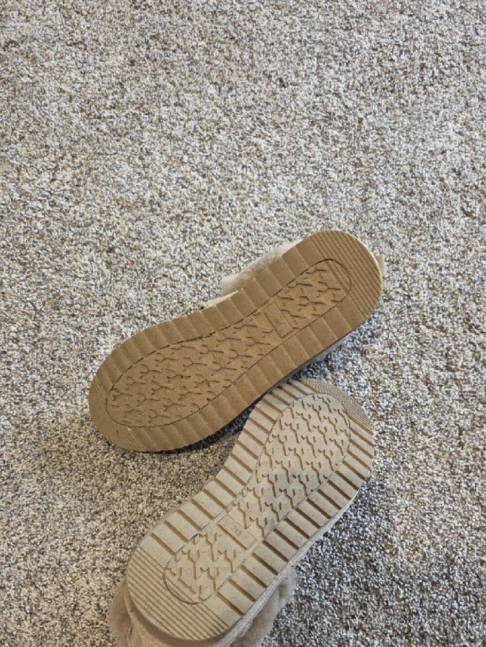 Women’s Tan Suede Shearling-Lined Slip-On Loafers with Gold Accent - Picture 4 of 4